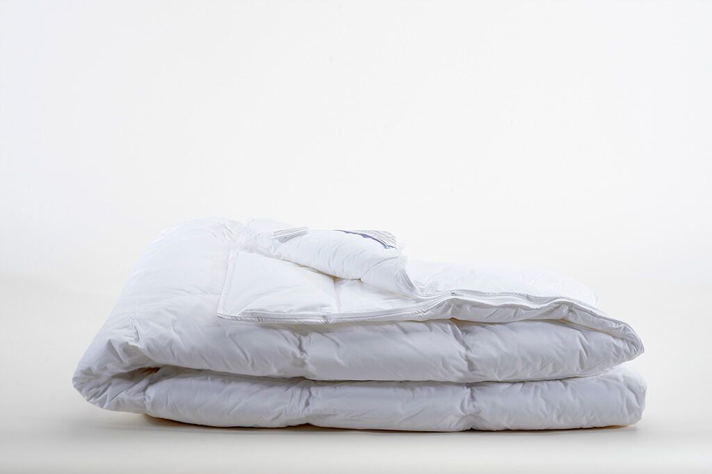 Lakebos synthetisch dekbed